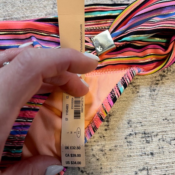 NWT Victoria’s Secret Hottie Cheeky Bikini Bottoms - Picture 3 of 3